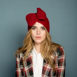 Szeroka zimowa opaska damska z kokardą czerwień.