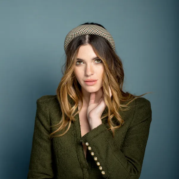 Opaska damska na gąbce w pepitkę beż.