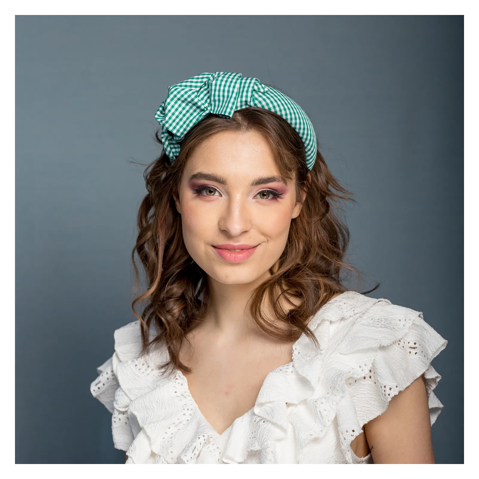 Ozdobna opaska w kratkę vichy.