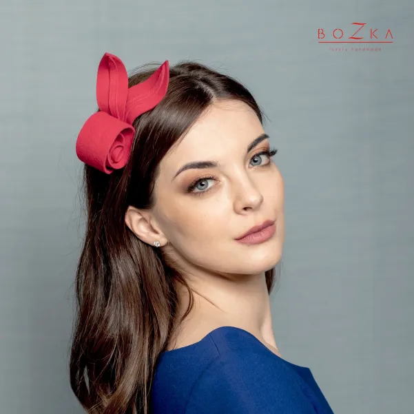 Ozdoba do włosów- Czerwony kwiat.