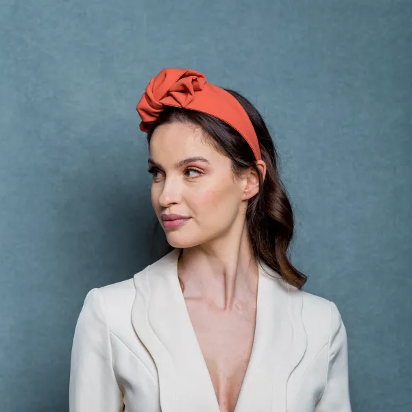 Kobieca opaska damska z kokardą letnia pomarańcza. Kobieca opaska damska z kokardą letnia pomarańcza.