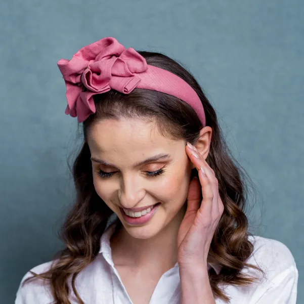 Lniana różowa opaska boho z naturalnymi kamieniami.