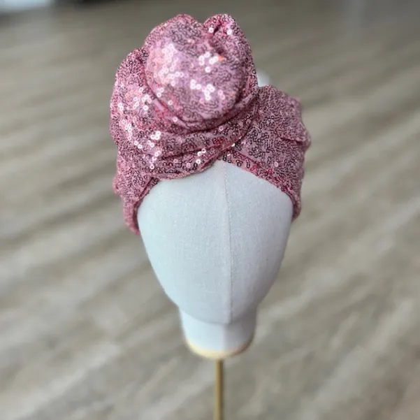 Obłędny turban twistband w różowe cekiny.