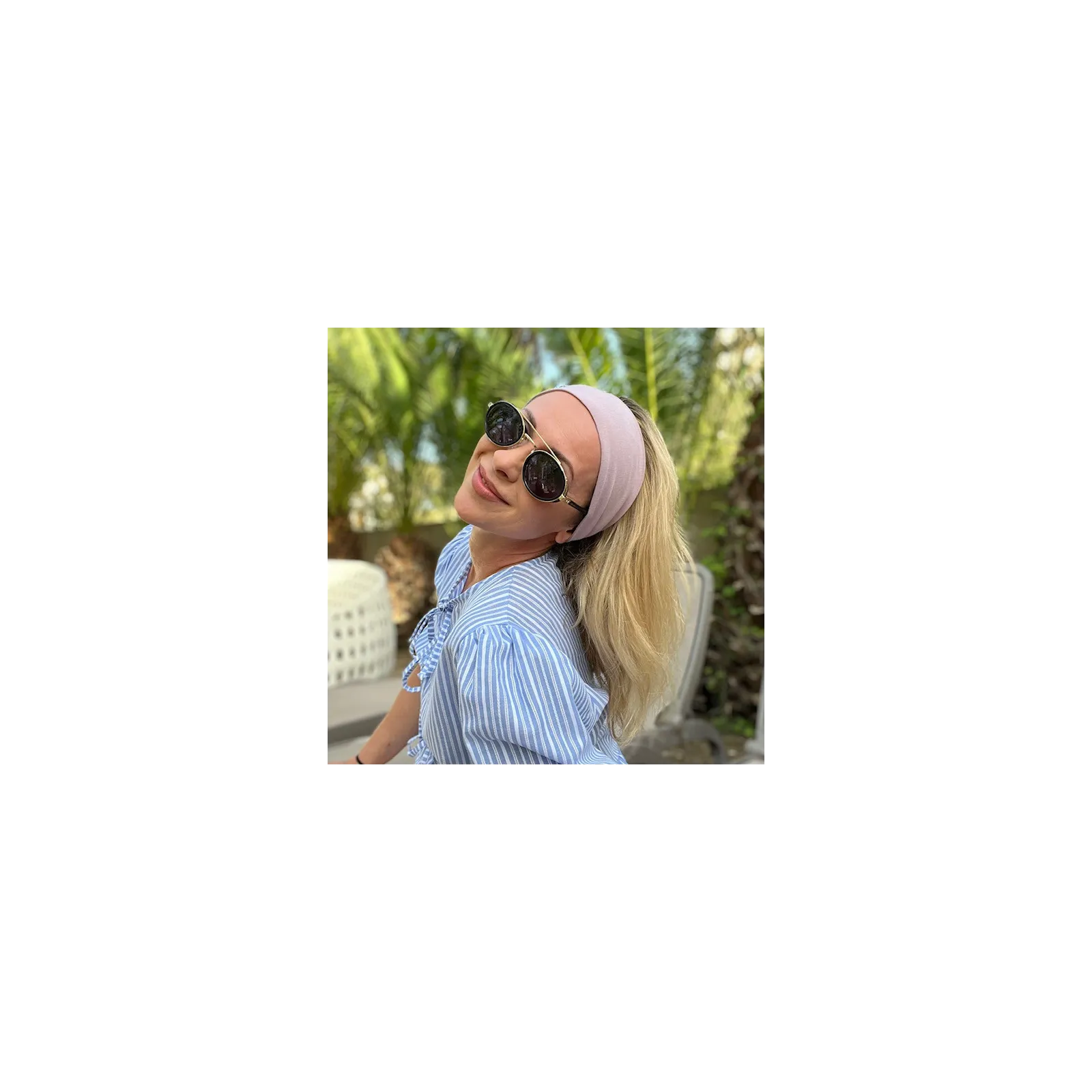 Modna elastyczna opaska na głowę brudny róż.