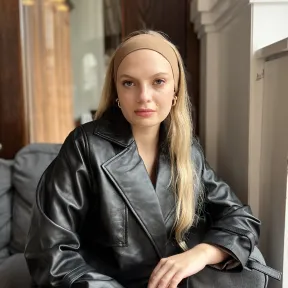 Szeroka elastyczna opaska na głowę karmelowa
