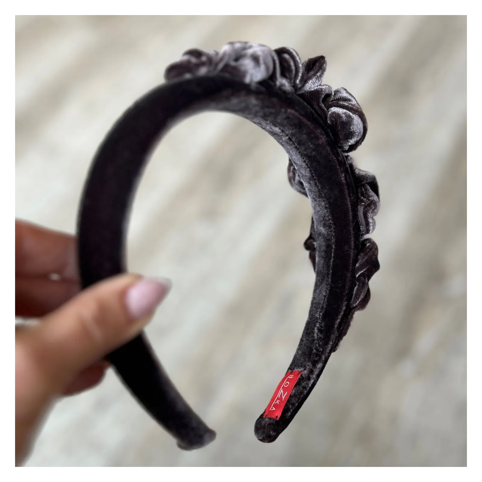 Opaska damska aksamitna, jedwabna brąz taupe.