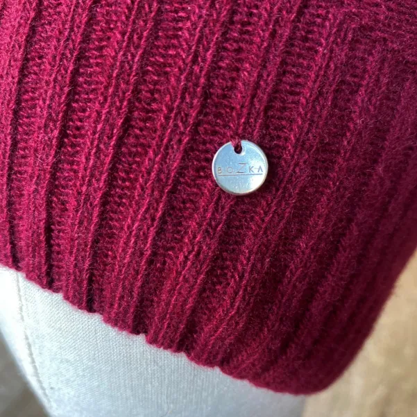 Cienka czapka wełniano-kaszmirowa bordowa