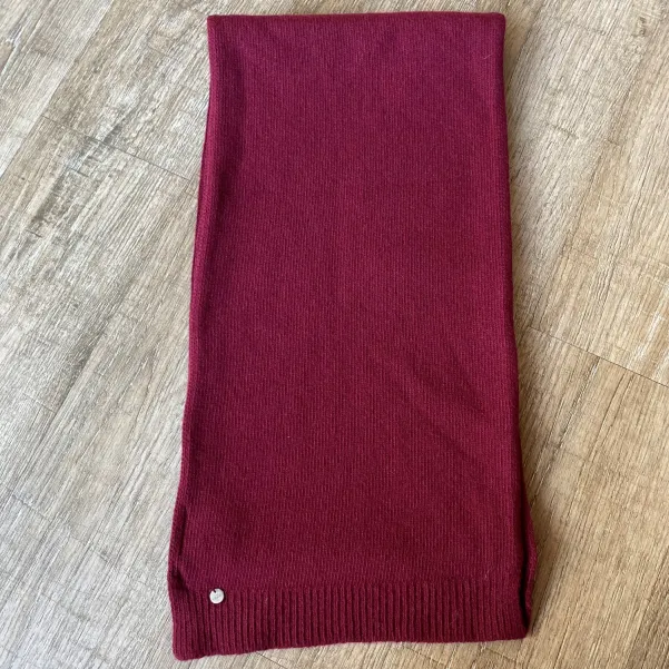 Szal bordo, długi, wełniano-kaszmirowy.