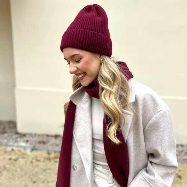 Prążkowana czapka z szalikiem na zimę z wełny i kaszmiru, bordowy komplet.