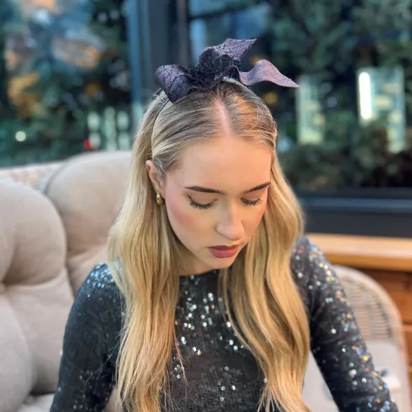 Wytworna ozdoba do włosów nieoczywisty brąz z woalką Wytworna ozdoba do włosów nieoczywisty brąz z woalką