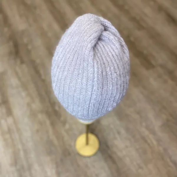 Stylowe jesienne nakrycie głowy- moherowy turban.