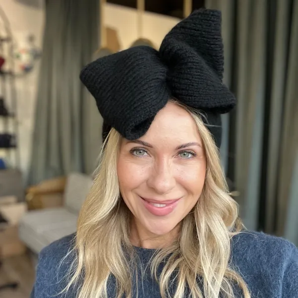 Szeroka zimowa opaska damska z kokardą czarna