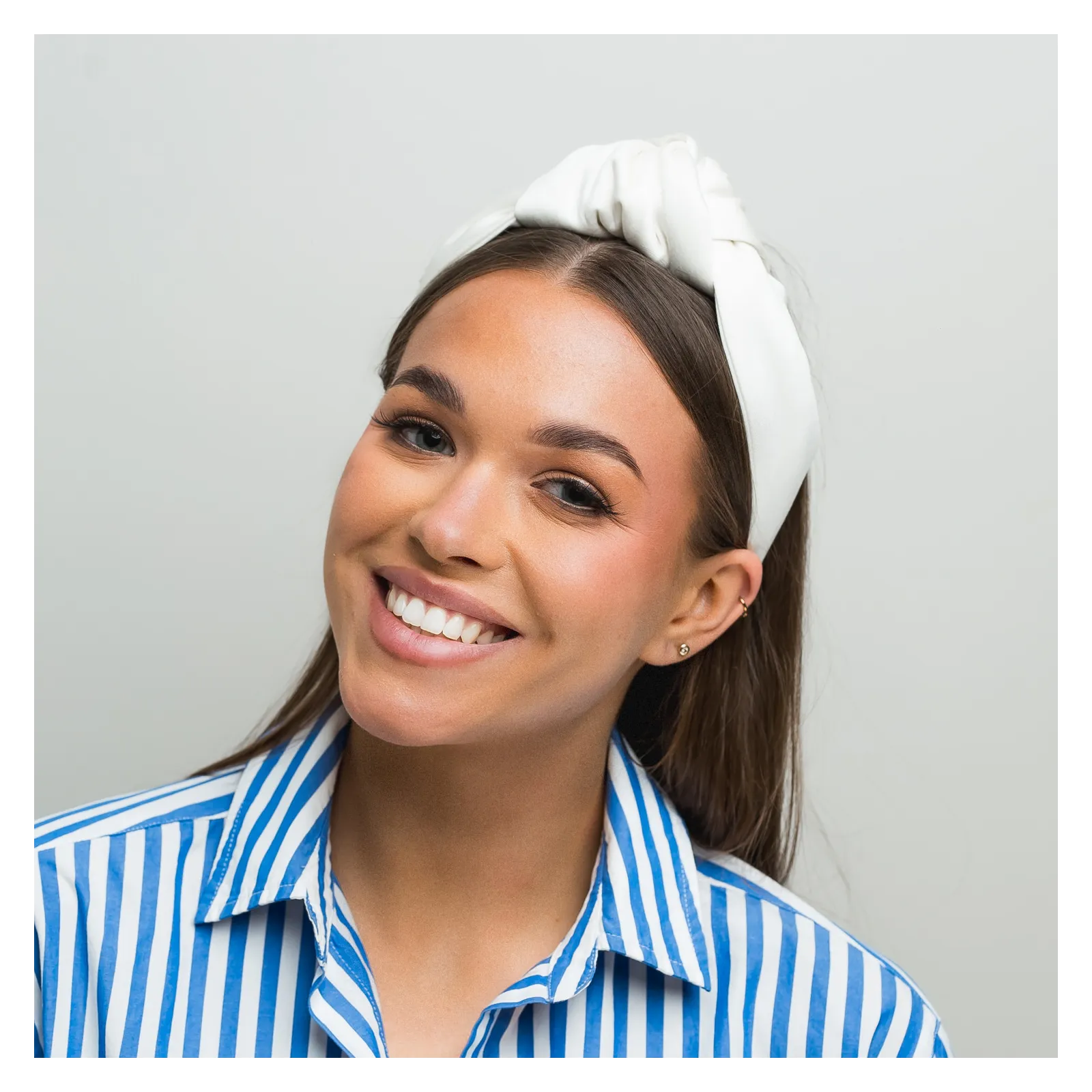 Opaska damska z supłem mascarpone.