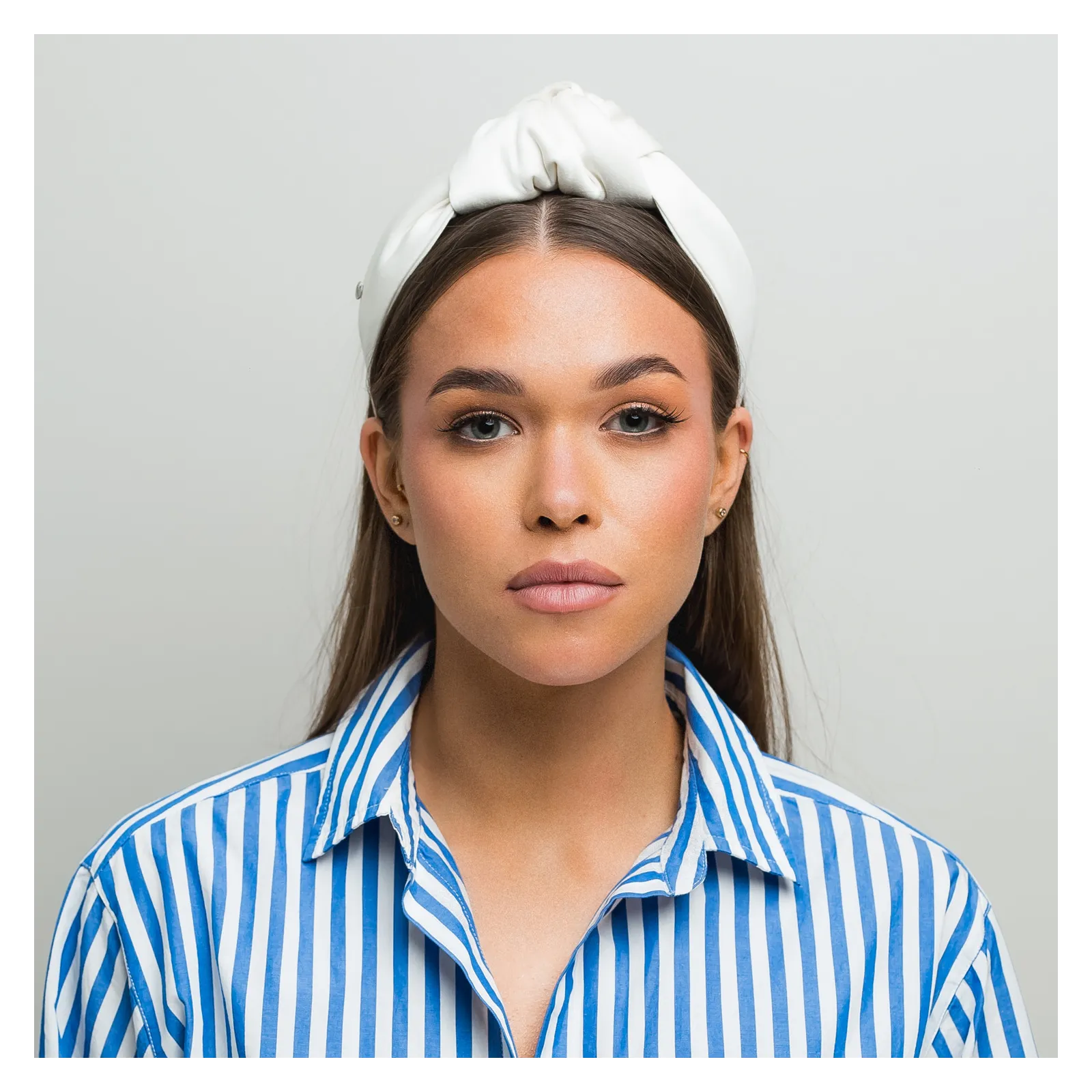 Opaska damska z supłem mascarpone.