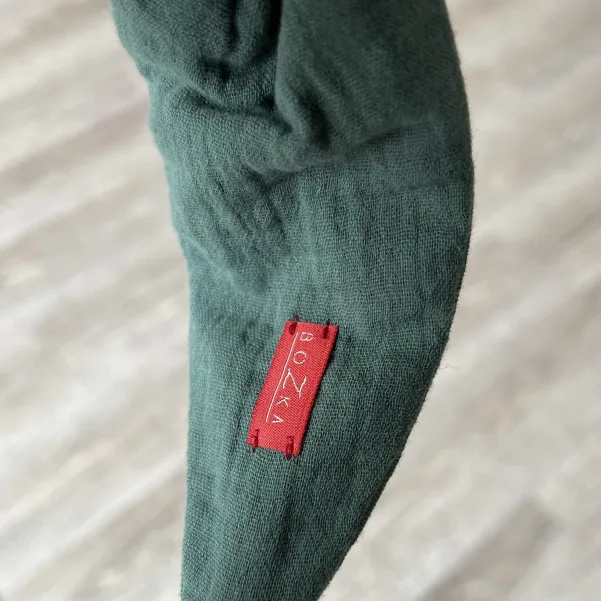 Damska szałwiowa opaska z wiązaniem.