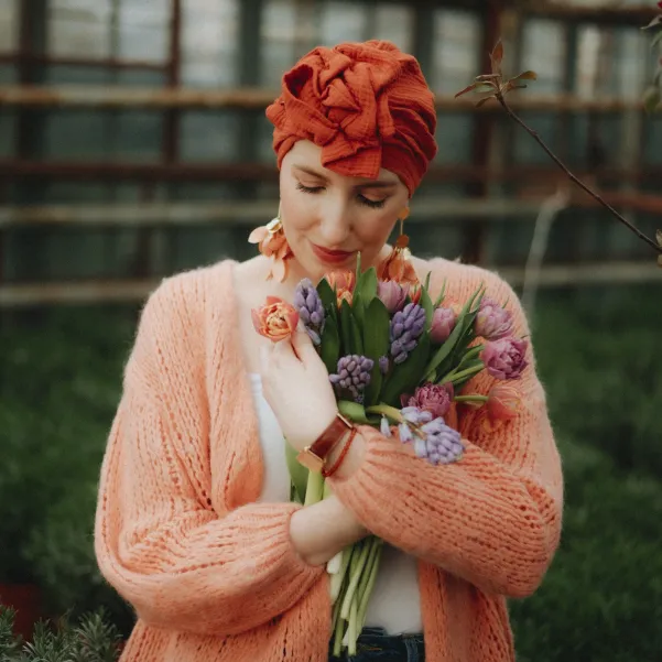 Ozdobny turban bawełniany pomarańczowy.