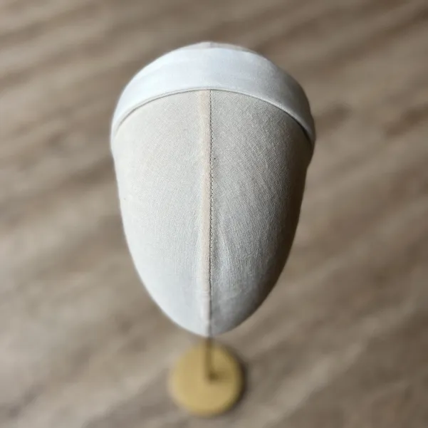 Modna kobieca opaska mascarpone.