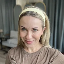 Subtelna masełkowa opaska z lnu.