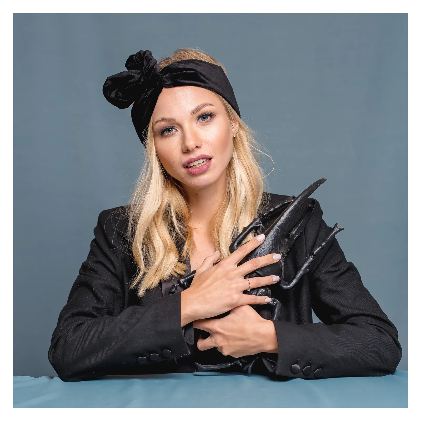 Czarna aksamitna opaska turban wired headband Czarna aksamitna opaska turban wired headband