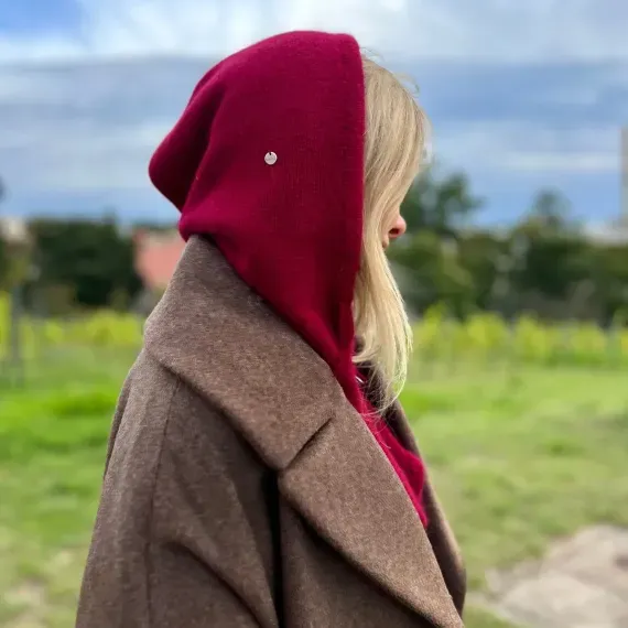 Wełniany bordo komin z kapturem damski na zamek