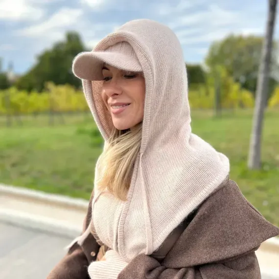 Komplet zimowy beżowy