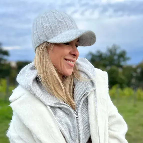 Szary komplet wełniany zimowy damski