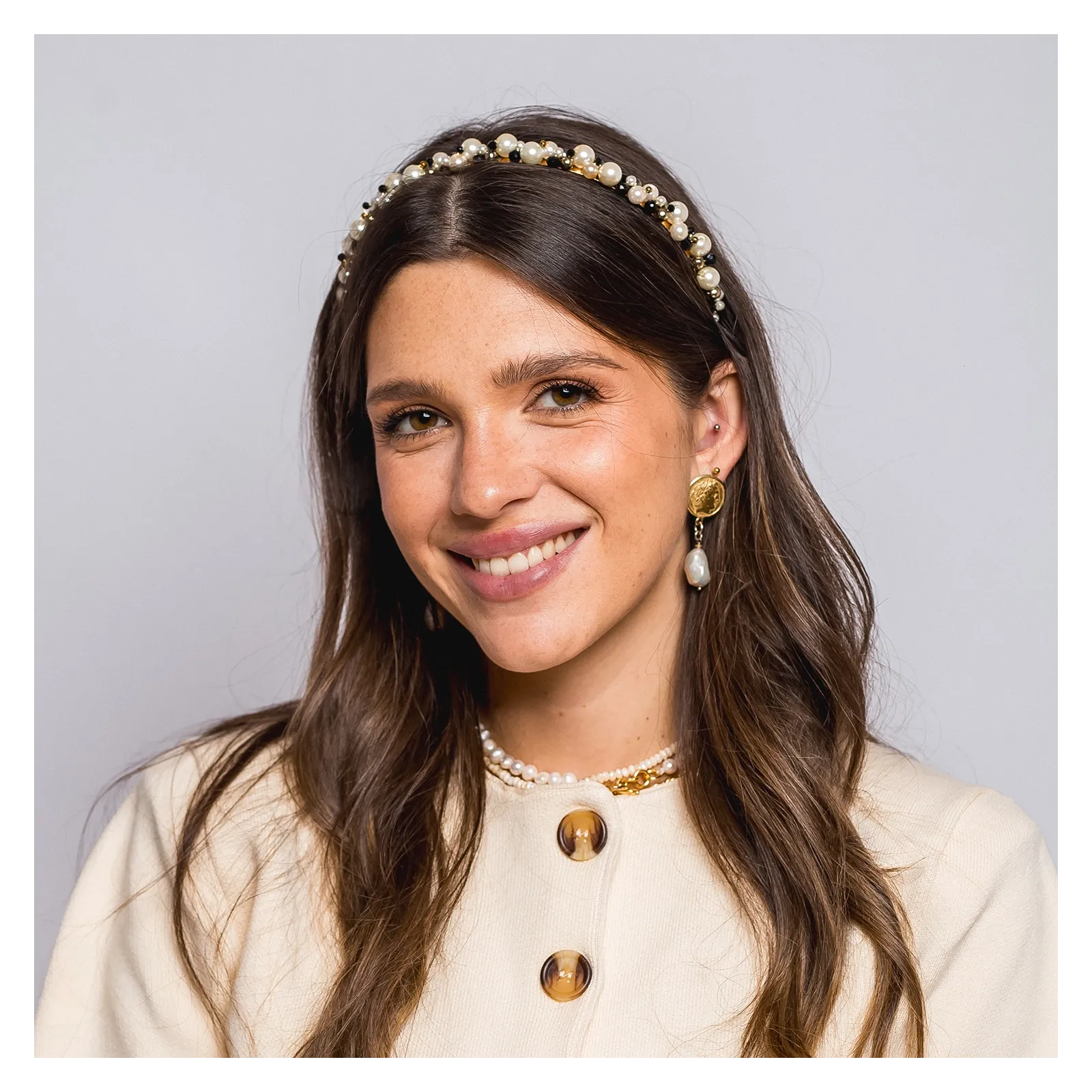 Opaska biżuteryjna z perełkami i kryształkami