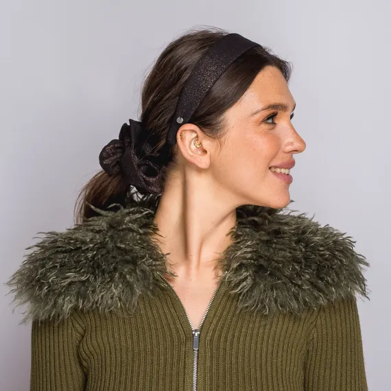 Elegancka opaska z połyskiem