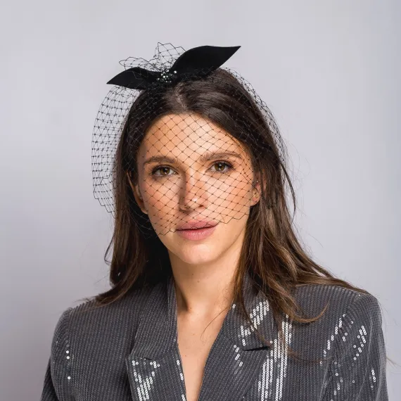 Ozdoba do włosów  fascynator z woalką i kokardą