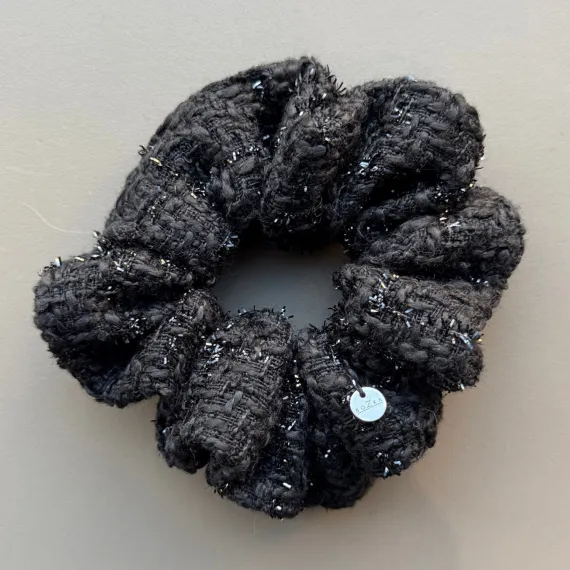 Mała gumka scrunchie czarna z tweedu