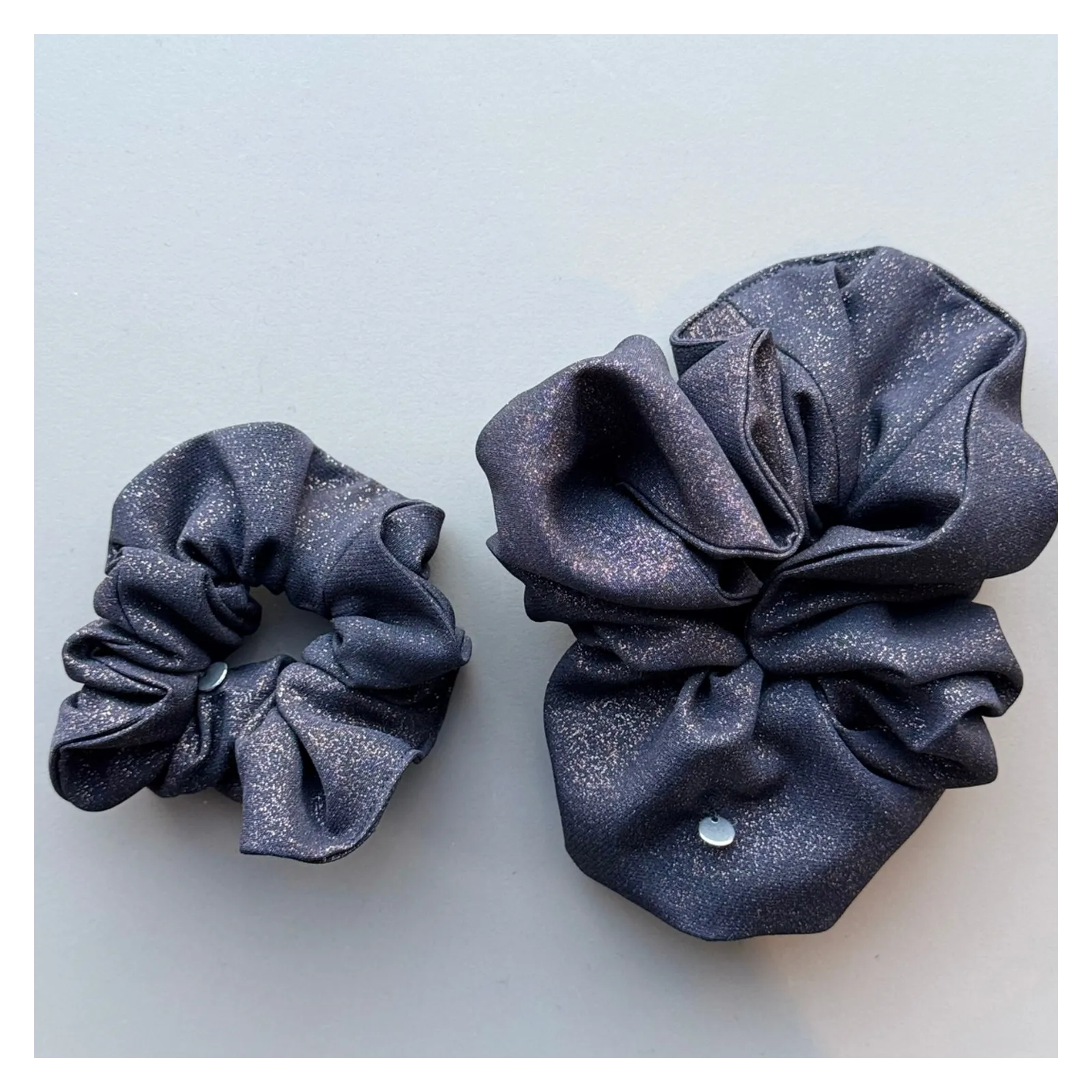 Brokatowa duża gumka scrunchie