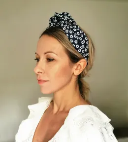 Szeroka opaska do włosów z węzłem niebieska łączka.