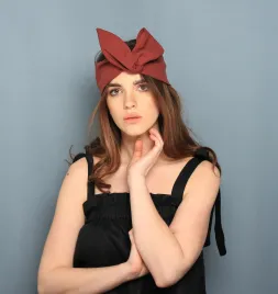 Opaska turban damski w kolorze terakota.