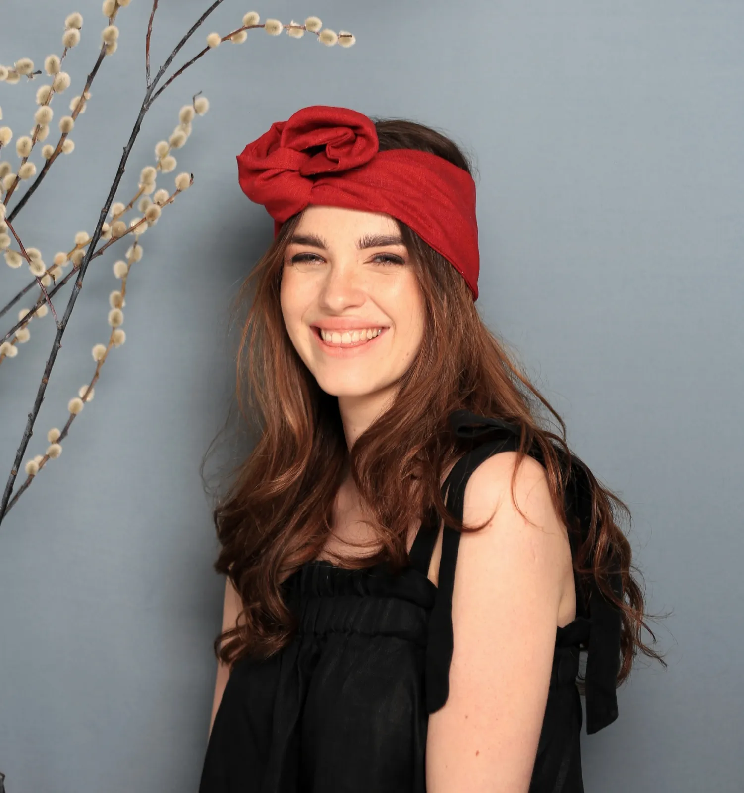 Lniany bordowy twistband polskiej marki.