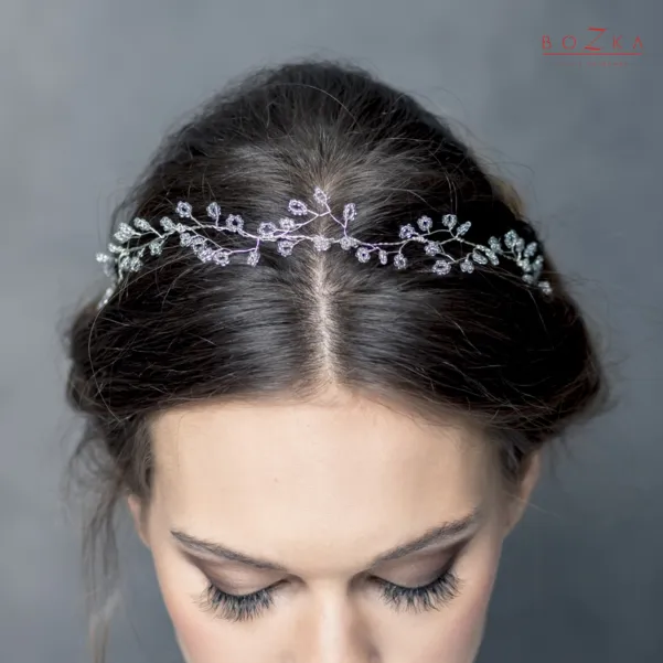 Opaska ślubna na druciku w postaci gałązki.