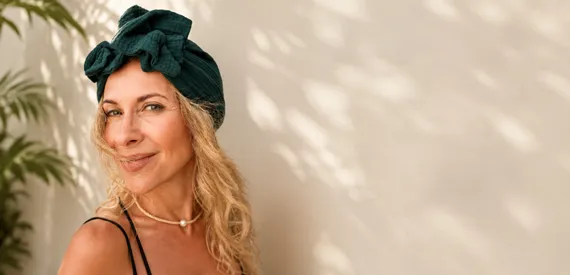 TURBANY KTÓRE ZDOBIĄ I ZAKRYWAJĄ